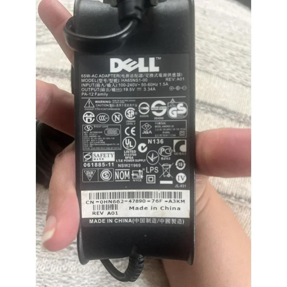 Dell 65W A/C Adapter Model HA65NS1-00